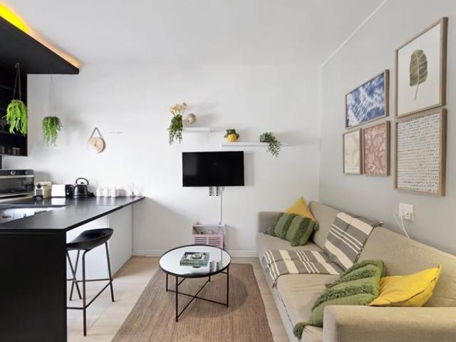 Studio Apartment in Sea Point