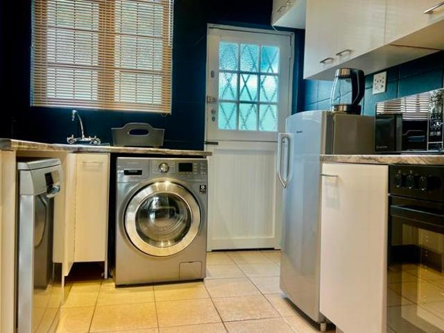 Studio apartment in Sea Point