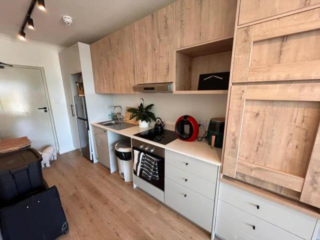 Studio Apartment in Sea Point