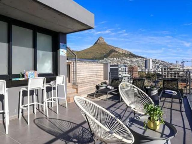 Studio Apartment in Sea Point