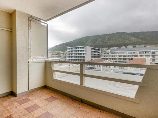 Studio Apartment in Sea Point