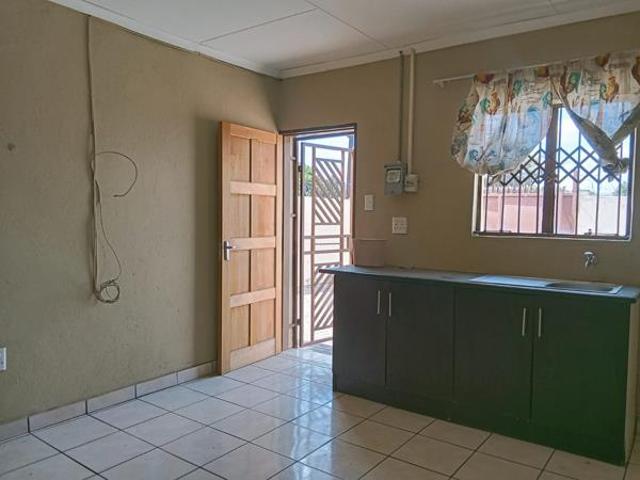Studio Apartment in Seshego