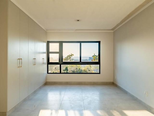 Studio Apartment in Shakas Rock