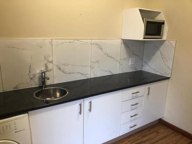 Studio apartment in Silver Lakes Golf Estate