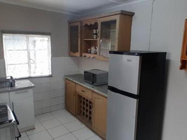 Studio apartment in Southernwood