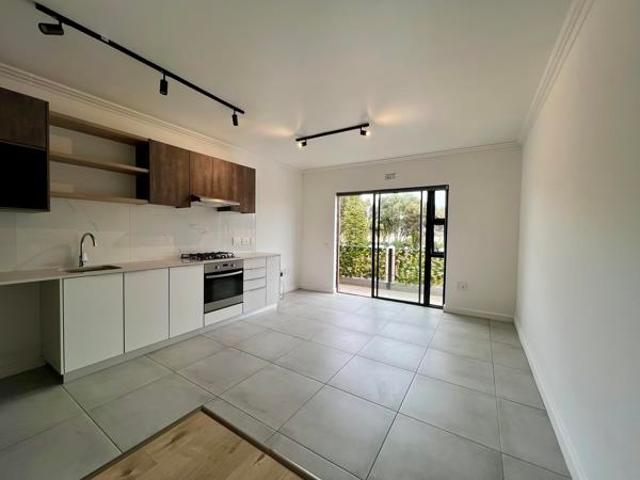 Studio Apartment in Table View