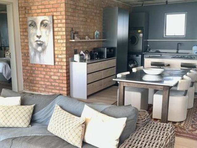 Studio apartment in Thesen Islands