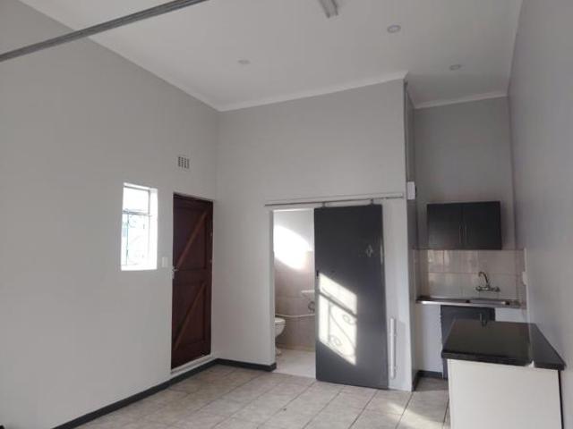 Studio Apartment in Wynberg