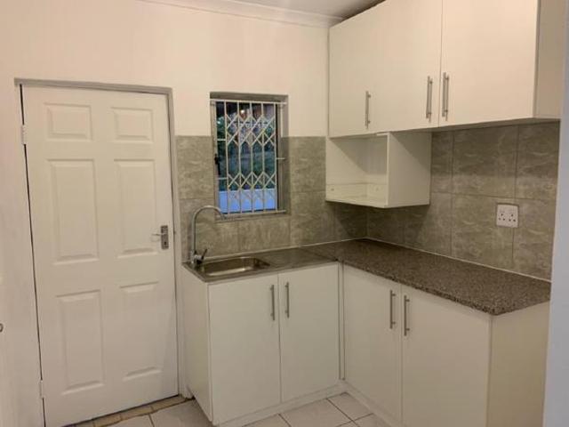 Studio apartment in Woodside