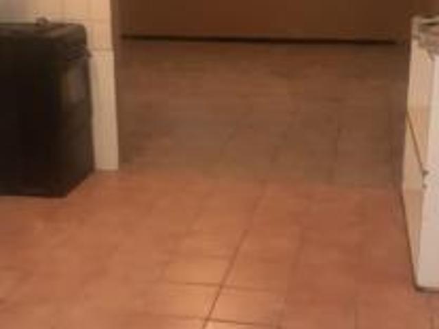 Studio Apartment in Yeoville