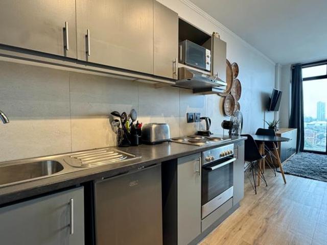 Studio apartment in Zonnebloem