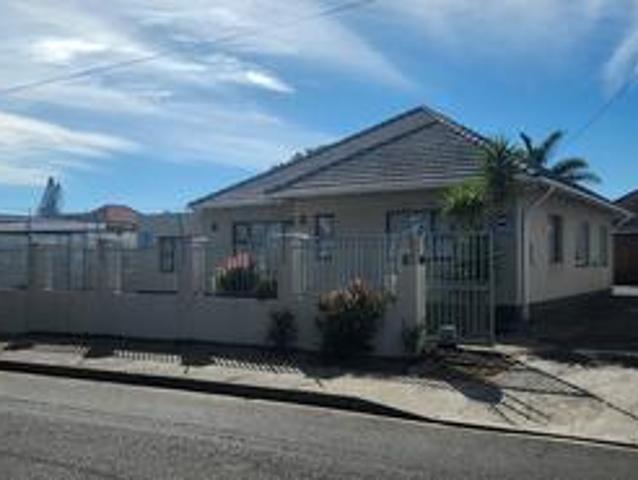 studio apartment to rent in chrismar.