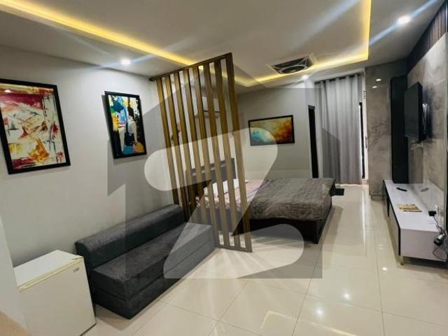 Studio Apartment Top City 1