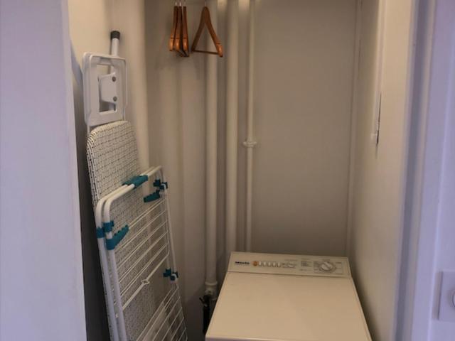 Studio apartment with balcony near Lamarck Caulaincourt metro station