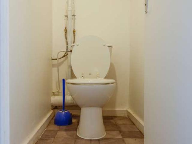 Studio appartement à louer par station de métro, Malakoff, Paris