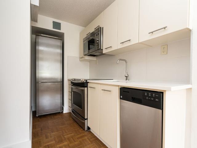 studio at 551 Eglinton Avenue East Midtown Toronto M4P 1N8