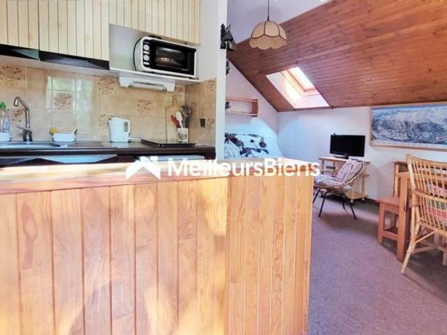 Studio aux Orres 20 m² avec balcon, cave et casier à skis