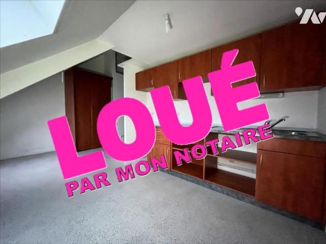 STUDIO AU 3e ÉTAGE