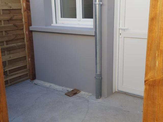 Studio au calme avec terrasse privative