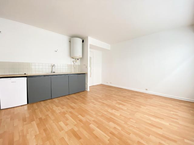 Studio au calme dans immeuble moderne Rue Alexandre Dumas
