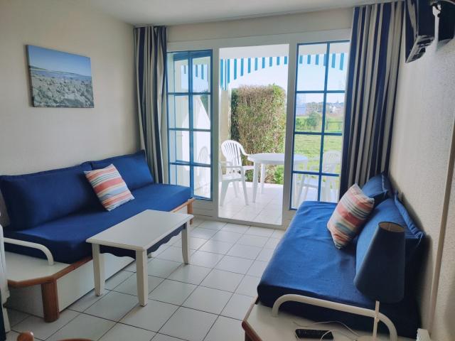 STUDIO AU CALME VUE SUR LE GOLF