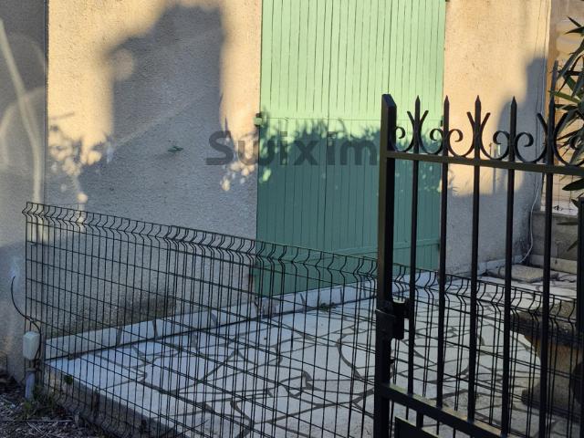 Studio avec terrasse