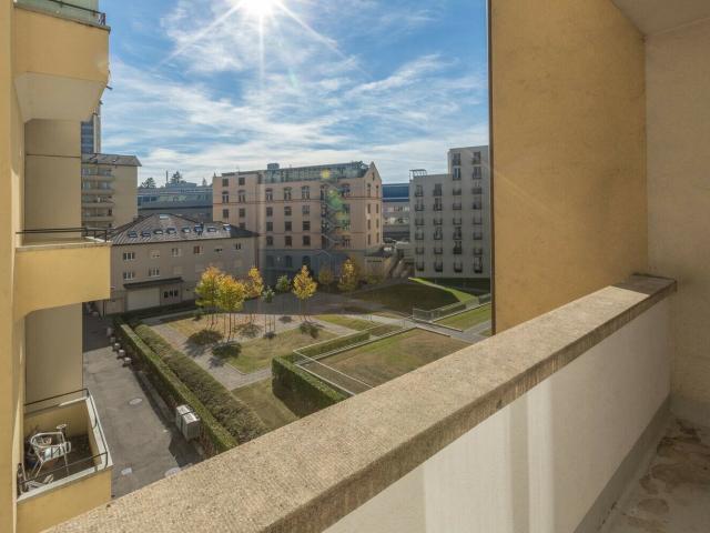 Studio avec balcon, au centre de Fribourg | dreamo. Ch