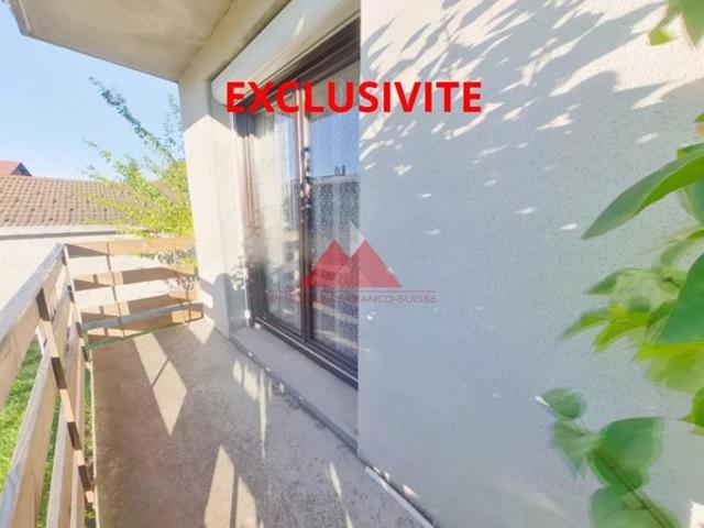 Studio avec balcon et Garage