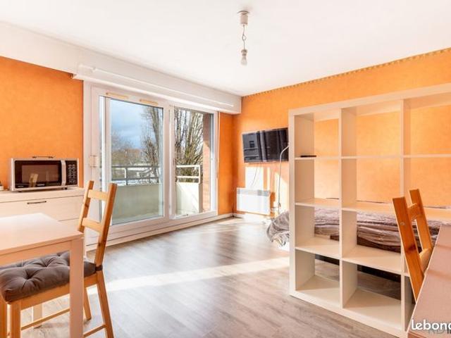 Studio avec balcon, lille cormontaigne