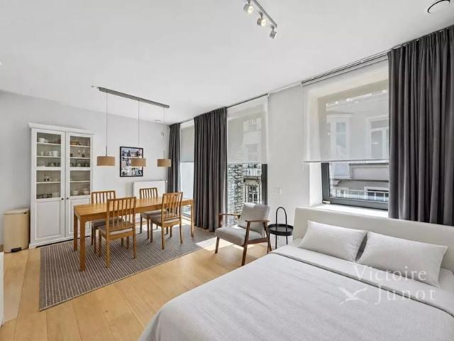 Studio avec coin lit à louer pour 1250 euro