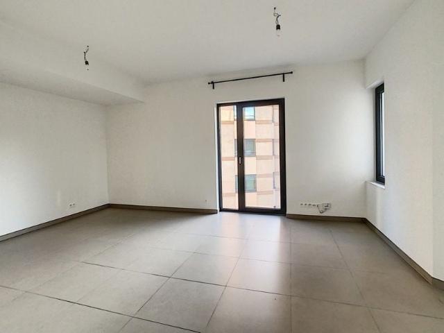 Studio avec coin lit à louer pour 950 euro