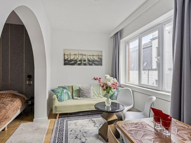 Studio avec coin lit à vendre pour 173000 euro avec 1 chambres à coucher