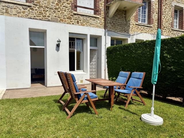 STUDIO AVEC JARDIN