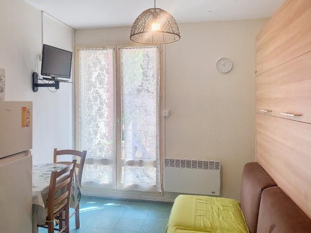 STUDIO AVEC LOGGIA