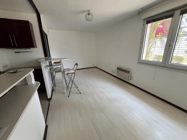 Studio avec parking Résidence sécurisée Pau