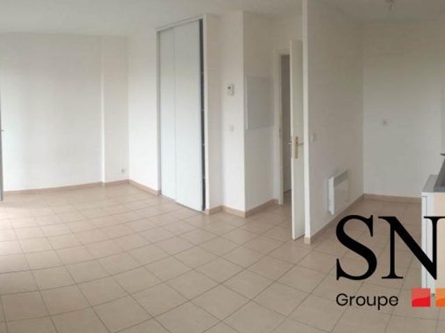 STUDIO AVEC PARKING