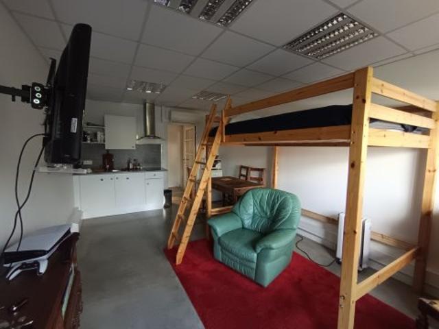 Studio avec parking