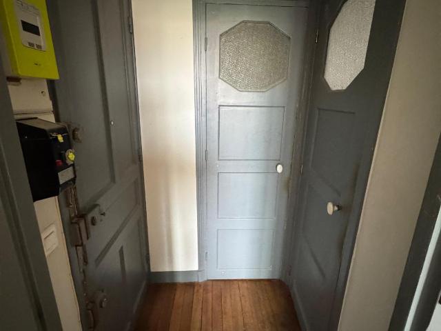 Studio avec petite chambre séparée
