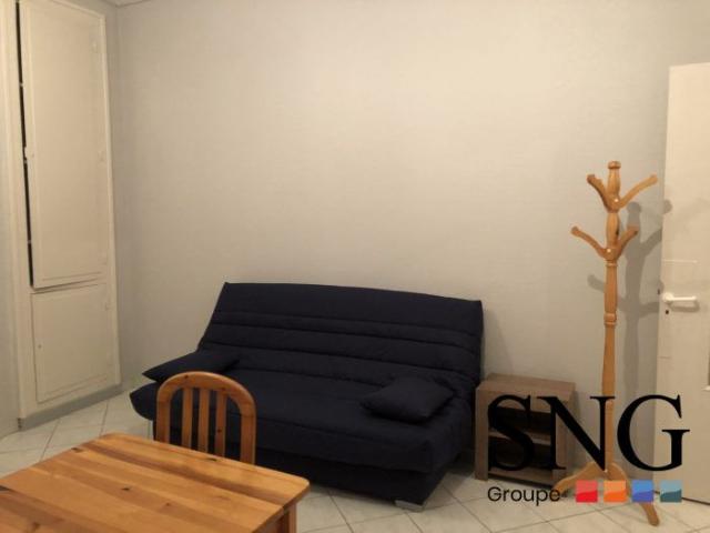 STUDIO AVEC PLACE DE PARKING + CAVE