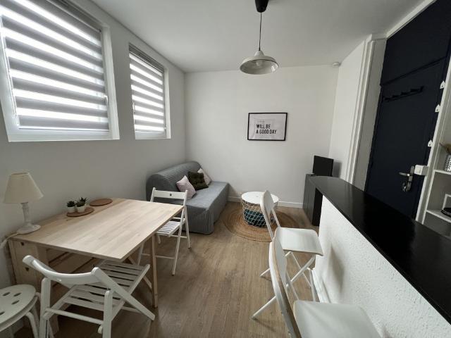 Studio AVENUE DE LAON
