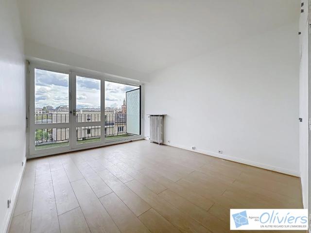 STUDIO BOULOGNE BILLANCOURT