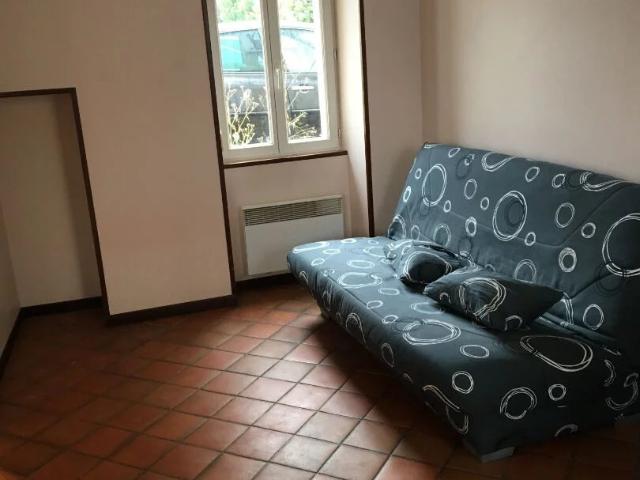 STUDIO BOURGES 1 pièce s 20 m2