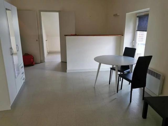 STUDIO BOURGES 1 pièce s 25 m2