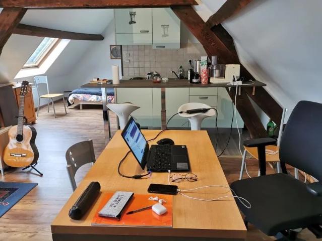STUDIO BOURGES QUARTIER PRE FICHAUX 1 pièce s