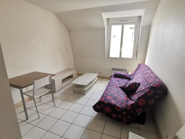 STUDIO BOURGES 20 M2
