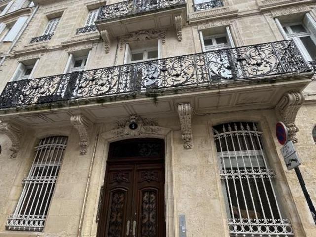 STUDIO BORDEAUX CHARTRONS