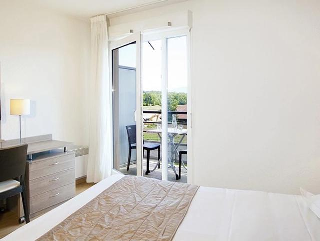 Studio balcon parking rapport locatif rentabilité 5.63 %