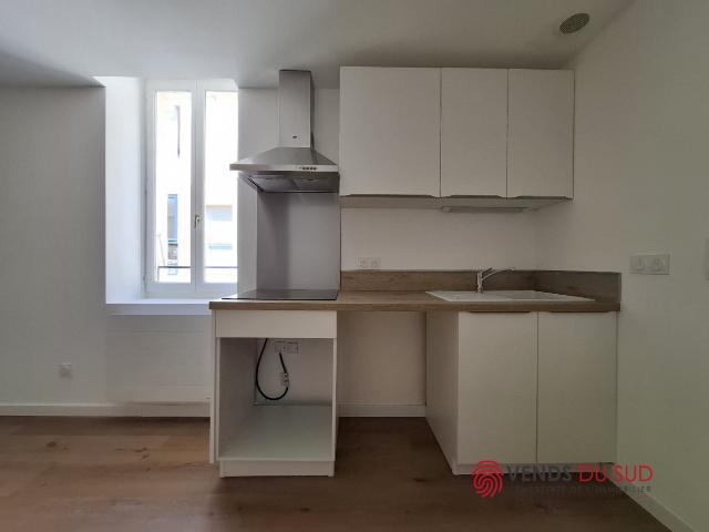 Studio BEZIERS 34500 Réf. 340127765 Réf. 2466