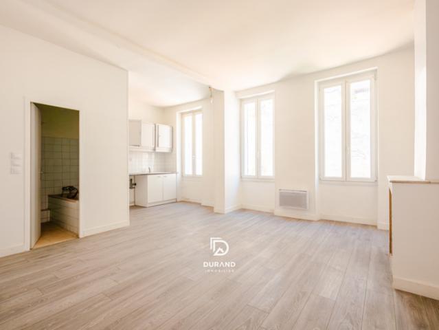 STUDIO BELLE DE MAI 13003 MARSEILLE