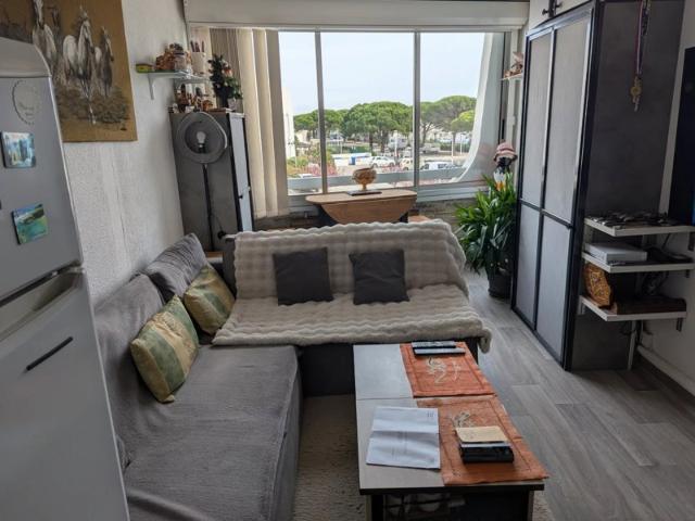 Studio bien aménagé avec parking à Port Camargue Plages Sud